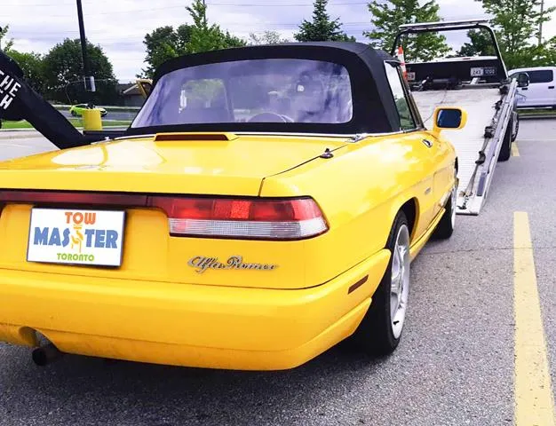 Toronto Classic Car Towing 1
