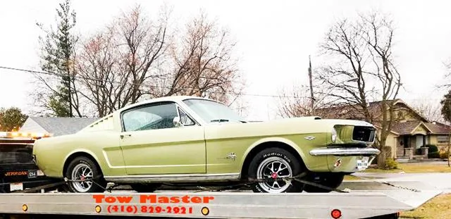 Toronto Classic Car Towing 12