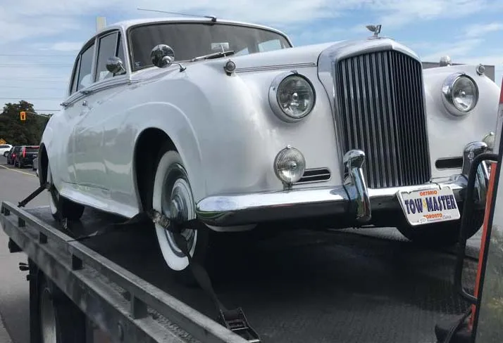 Toronto Classic Car Towing 19