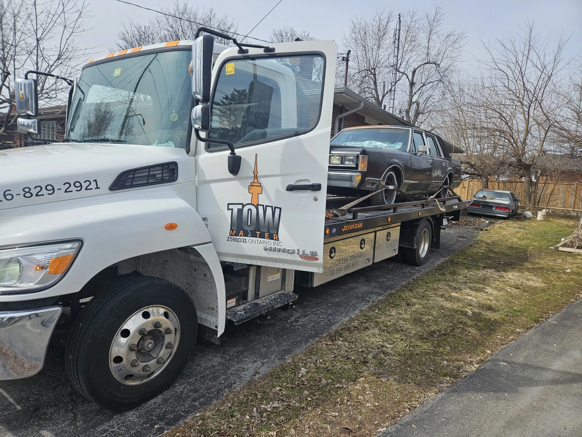 Toronto Classic Car Towing 44