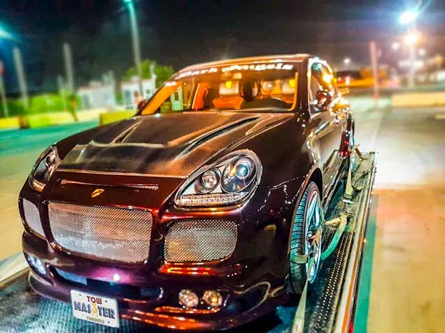 Accident vehicle towing and recovery service by Tow Master Towoing Toronto